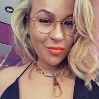 saint_amber_monroe offline chatrum
