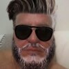punheteiro2232's Offline Chat Room