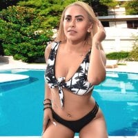 Cereza_horny model avatar