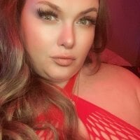 blessedwcurves webcam