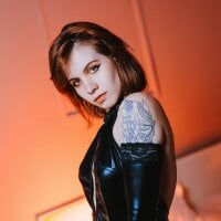 غرفة دردشة Ariella_Miracle_ دون اتصال