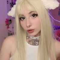 SweetJinks webcam model