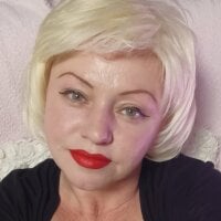NaughtyMILF4UX webcam model