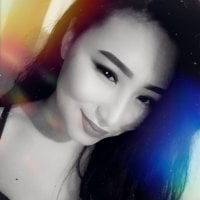 ishamilla's Offline Chat Room