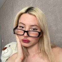 Lilly_lllll webcam model
