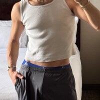 Chatroom hors ligne de ucRomaniMeat