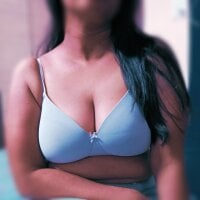 shy_saloni webcam model