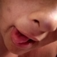 Offline chatovací místnost akiraakiris