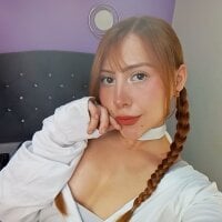 liiaaa_00 webcam model