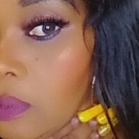 Dancingbitch's Offline Chat Room