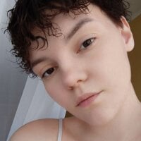 KrisNeal webcam model