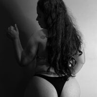 غرفة دردشة Kate_stark دون اتصال