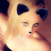 ShortSkirtGirl4playn Offline chat-huone