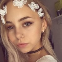 katrinhestia's Offline Chat Room