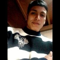 Bebicho14 webcam model