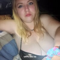 shadowBrat webcam