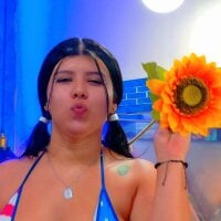 Selene_Thomson webcam model