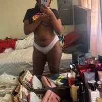 blacksexyslut's Offline Chat Room