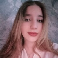 EmilyMunoz model avatar