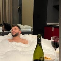 alexx25278's Offline Chat Room