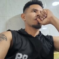 MI_GERALD webcam model