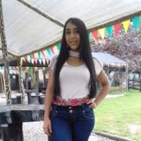 emilianajed's Offline Chat Room