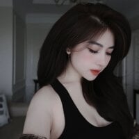 Luphii_101 webcam model