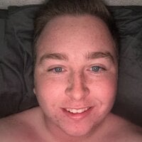 Dopelganger21's Offline Chat Room