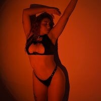 AlannaBeautifulTits webcam model