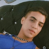 mateoguzman1 model avatar