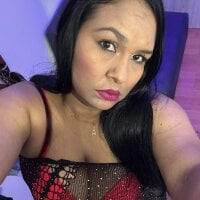 annieblaze_ webcam model