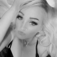 Офлайн-чат AvaCoxxx