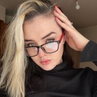 mariaaa_foxy's Avatar Pic