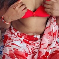 yours-aaliya webcam model
