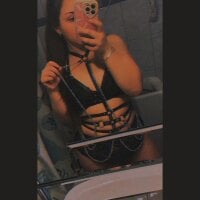 DaisyBaizee's Offline Chat Room