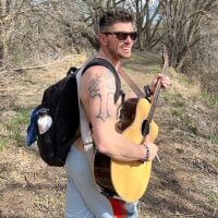 Followthepiper webcam model