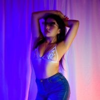 AliishaPss model avatar