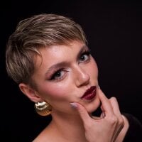 Phòng Chat Ngoại tuyến BeatrixFugler