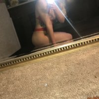 sassybaby2's Offline Chat Room