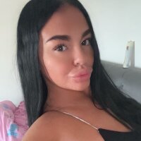 Sexy-Luscious-Lana