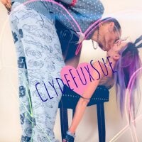 ClydeFuxSue's Profile Pic