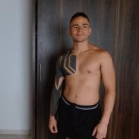 utopialoco's Offline Chat Room