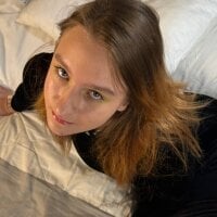 AmieeDorich webcam model