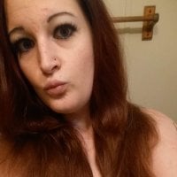 nippspiercedt Chat Room offline