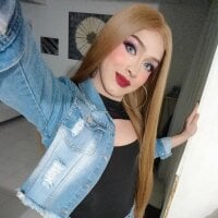 Lunadol webcam model