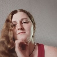 KissFlamee webcam model