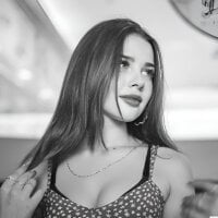 Eve_Bardot