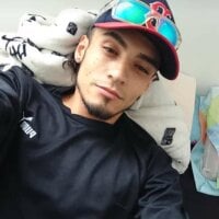 juancachondo17's Offline Chat Room