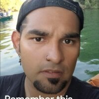 allblackshadez's Offline Chat Room