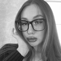 _BomBomCherry webcam